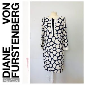 Diane von Furstenberg Navy and White Printed Shift Dress